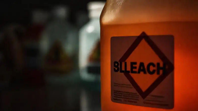 Un peligro químico oscuro y amenazante